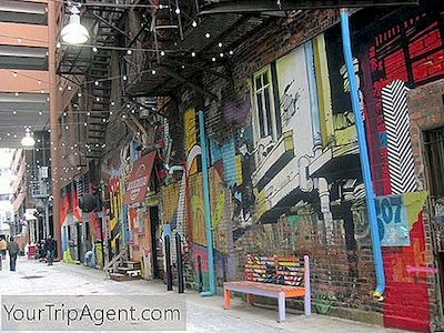 7 Idee Insolite Per La Data Da Provare A Detroit, Nel Michigan