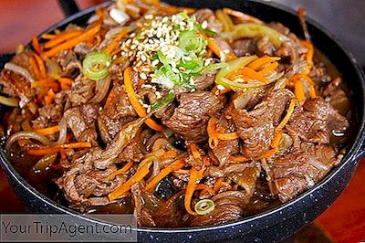 Parhaat Nähtävyydet Ja Tapaaminen Koreatownissa, New Yorkissa