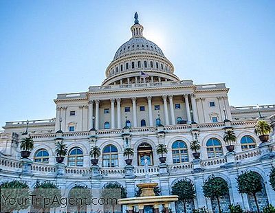 En Kort Historia Av Us Capitol Building