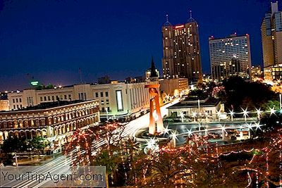10 Phòng Trưng Bày Nghệ Thuật Đương Đại Của San Antonio Bạn Nên Ghé Thăm