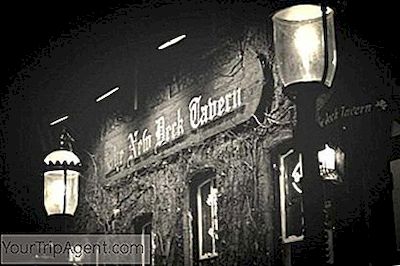10 Bar Top Di Kota Universitas Philadelphia 2020
