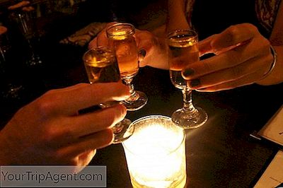 Top 10 Baruri Din Wrigleyville, Chicago