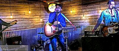 Houston'Da Top 10 İki Stepping Honky Tonks