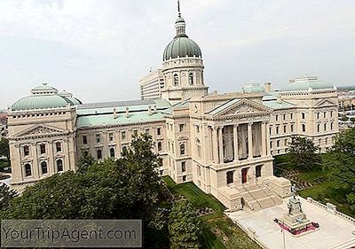 สิ่งที่เป็นเมืองหลวงของอินเดียนาก่อนที่จะถูก Indianapolis?